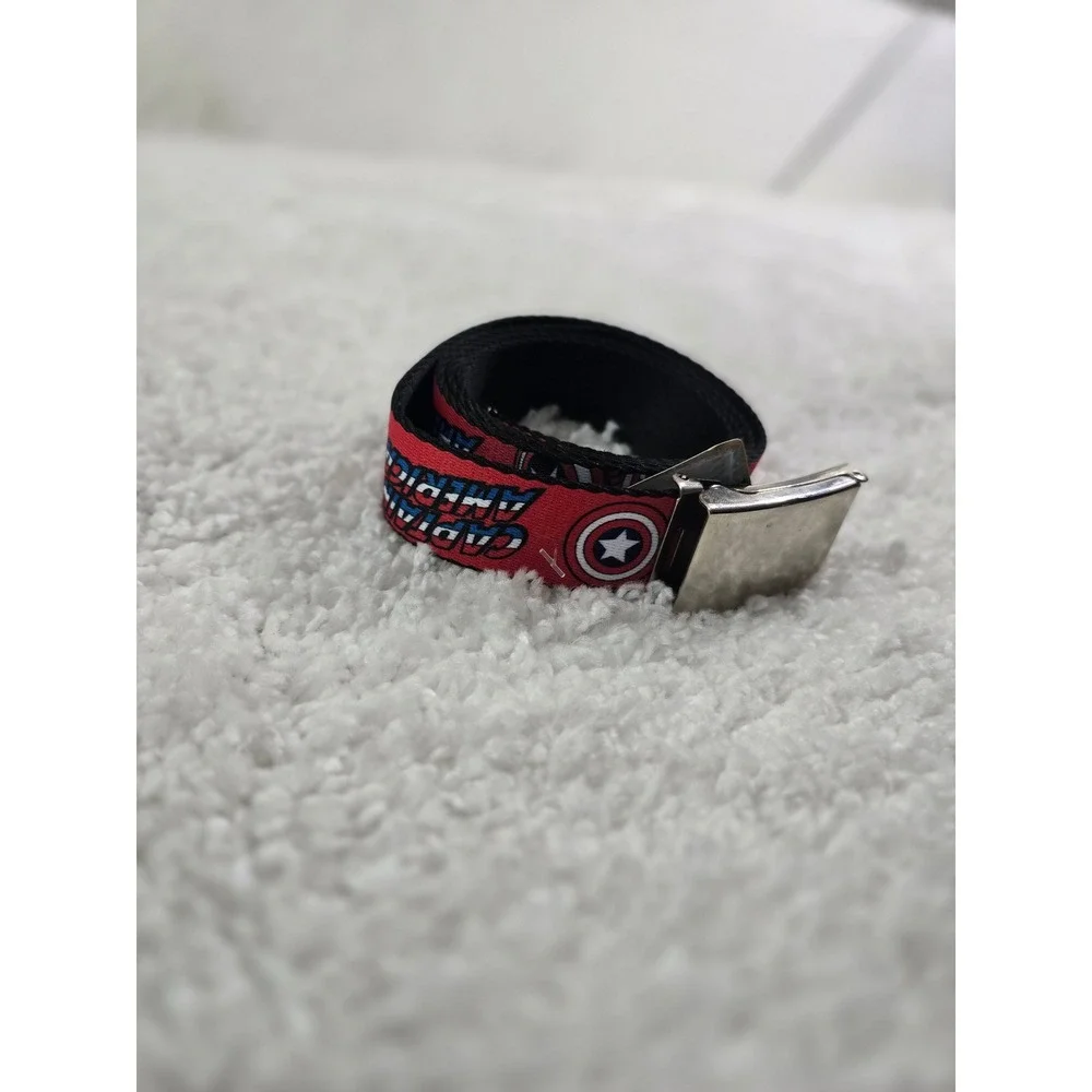 Buckle-Down marvel captain